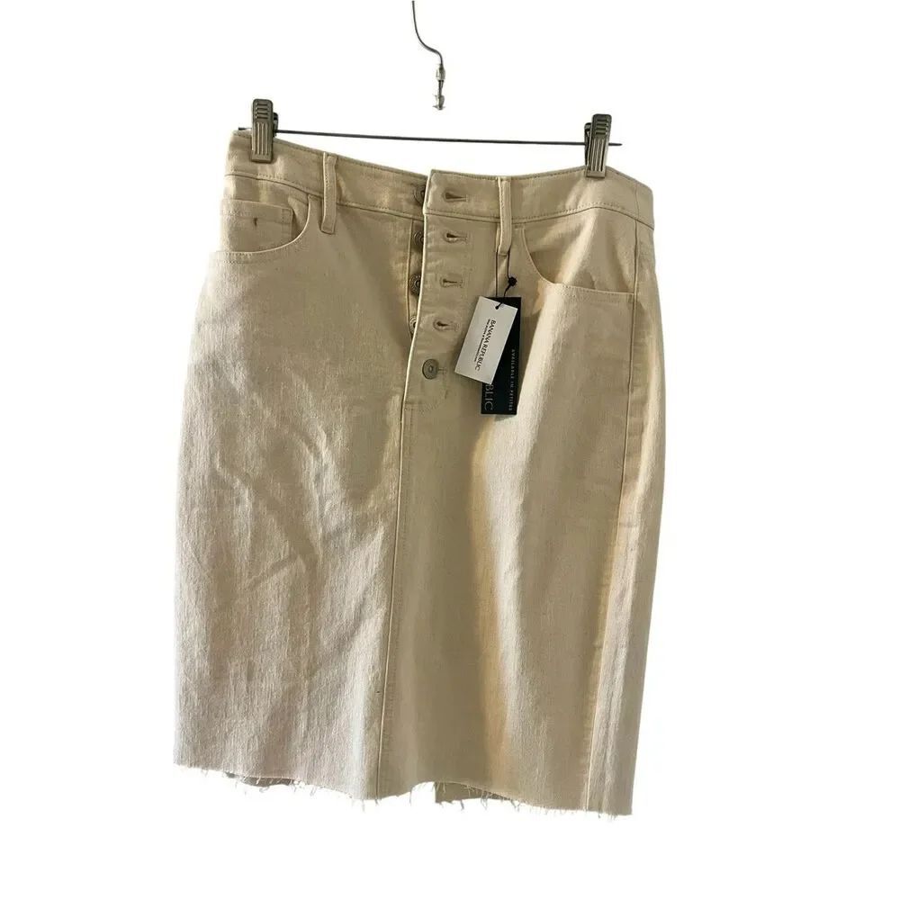Banana Republic skirt, NWT